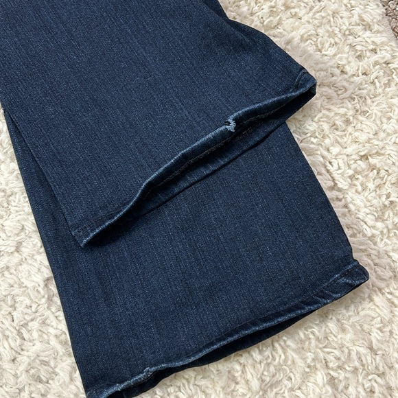 PAIGE 27 High Rise Manhattan Bootcut Jeans great preloved condition! - Picture 13 of 13